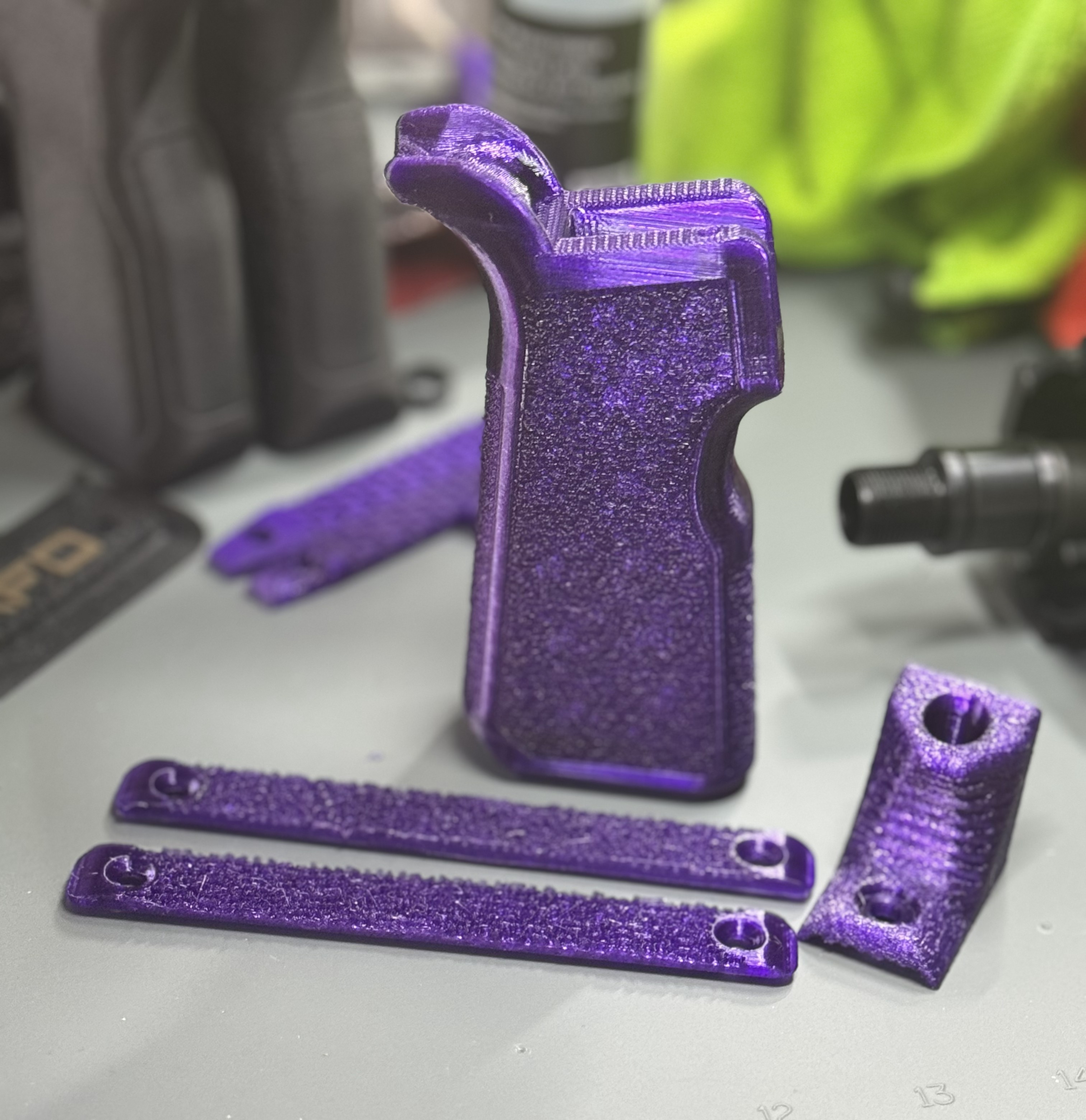 BDG grip, rail cover and hand stop kit
