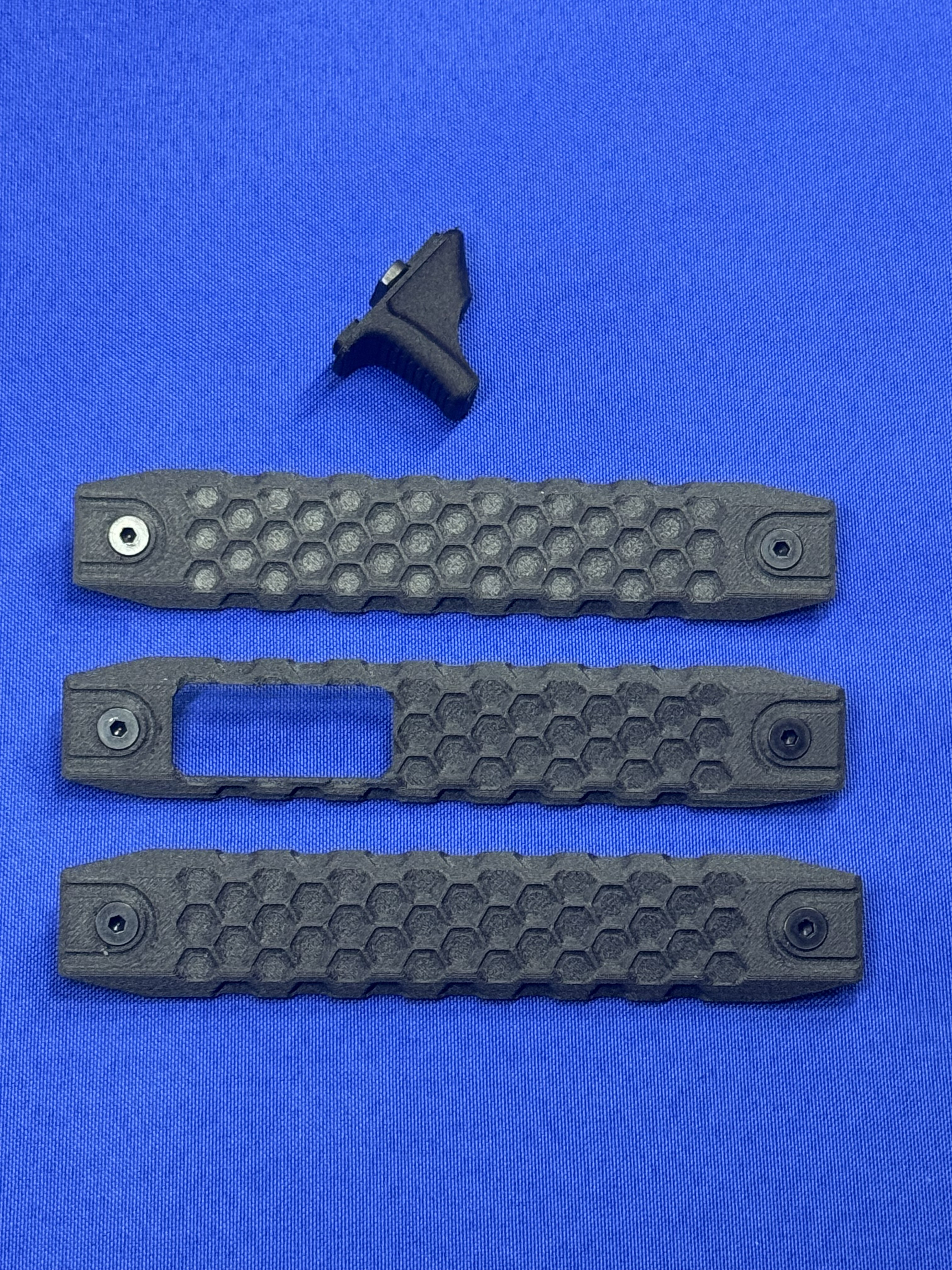 BDG honeycomb accessory kit